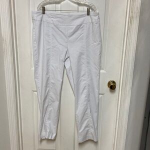 Stylish White Cropped Women's Pants